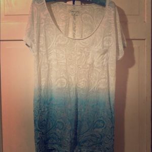 Blue & white paisley print burnout T-shirt